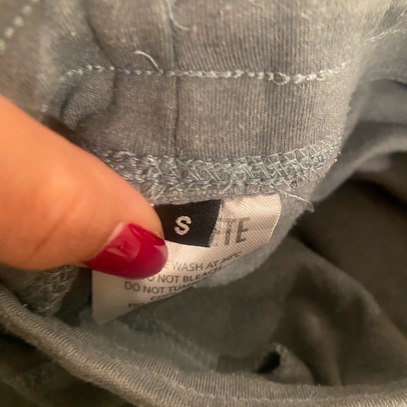 Alphalete Joggers Bundle - Picture 2 of 3